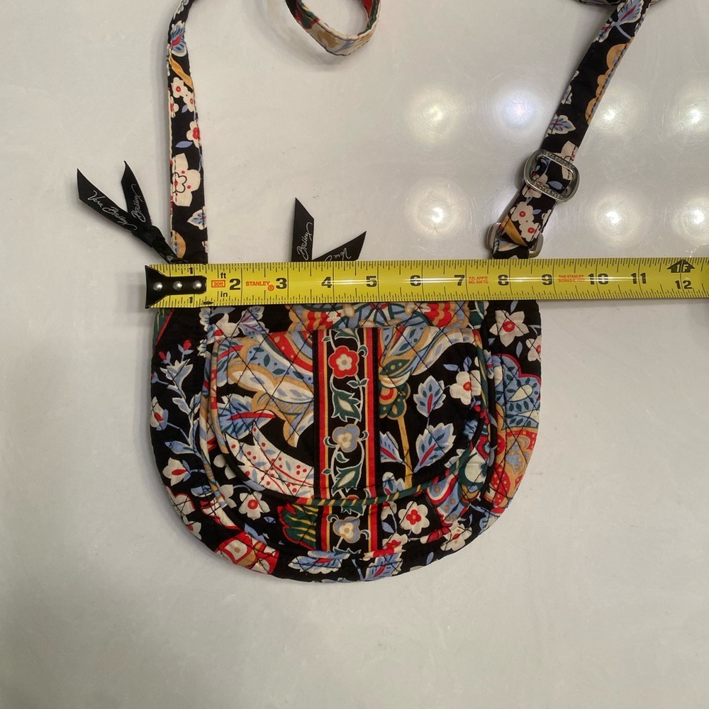 Vera Bradley Crossbody Bags - Picture 4 of 9